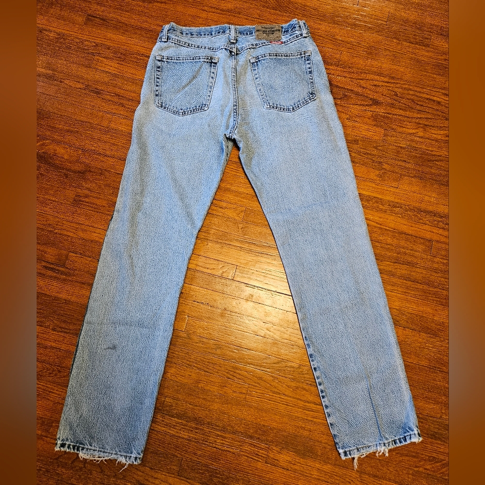 Wrangler Ripped And Distressed Jeans - Picture 2 of 2